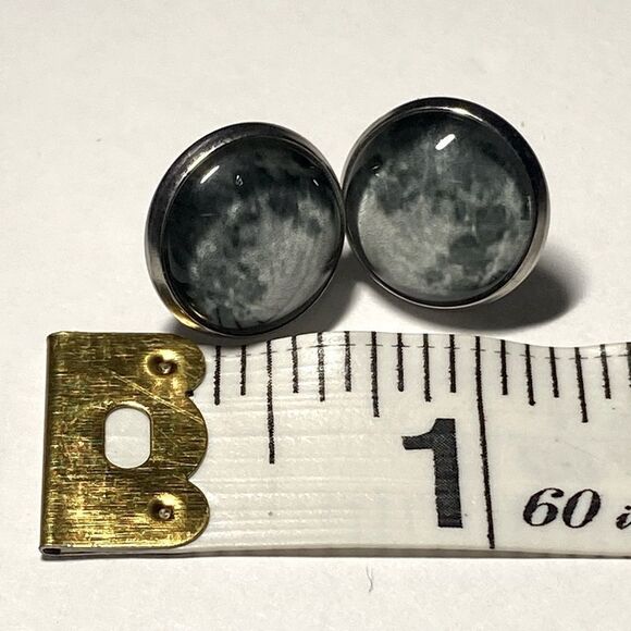 12MM, Glow In The Dark, Moon Stud Earrings, Unisex - Picture 5 of 8